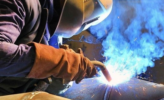 Konaklı gençlere gazaltı kaynak eğitimi