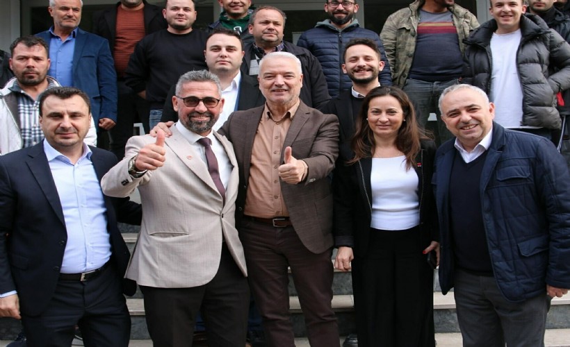 Saruhanlı'da CHP, adayını Saadet Partisi çatısı altında gösterdi