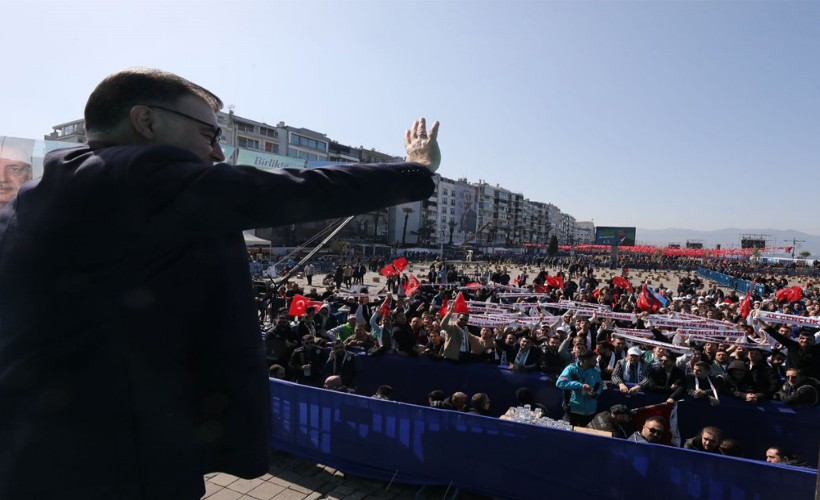 AK Partili Saygılı: Gündoğdu Meydanı bugün bir başka güzel…
