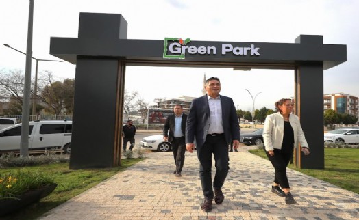 Aliağa'da şehrin ortasında 14 dönümlük botanik bahçe