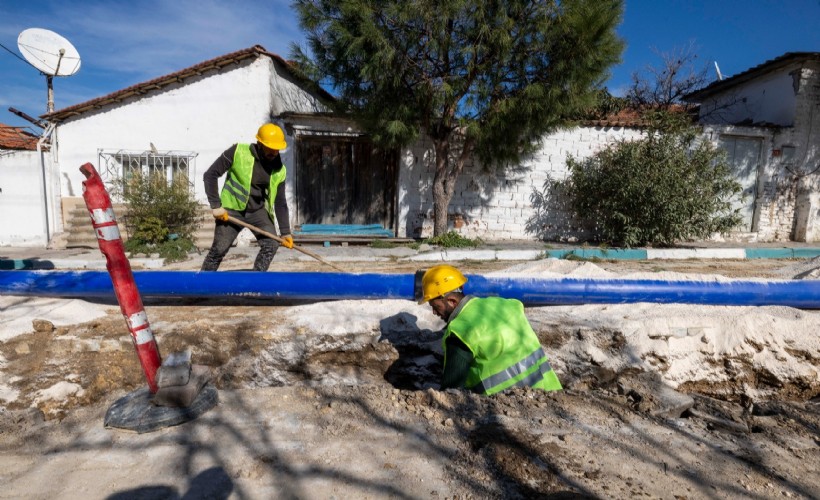 İZSU'dan Bergama'nın iki mahallesinde içme suyu hattı çalışması