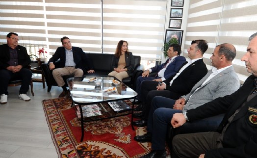 CHP Karşıyaka Adayı Ünsal'dan kahramanlara vefa ziyaretleri