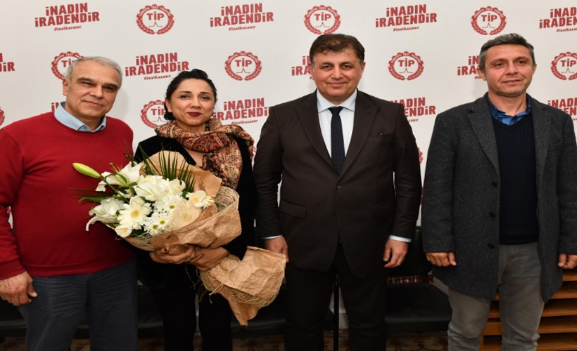 CHP adayı Tugay'dan TİP'e ziyaret: İzmir'e Ensar, TÜGVA giremeyecek!