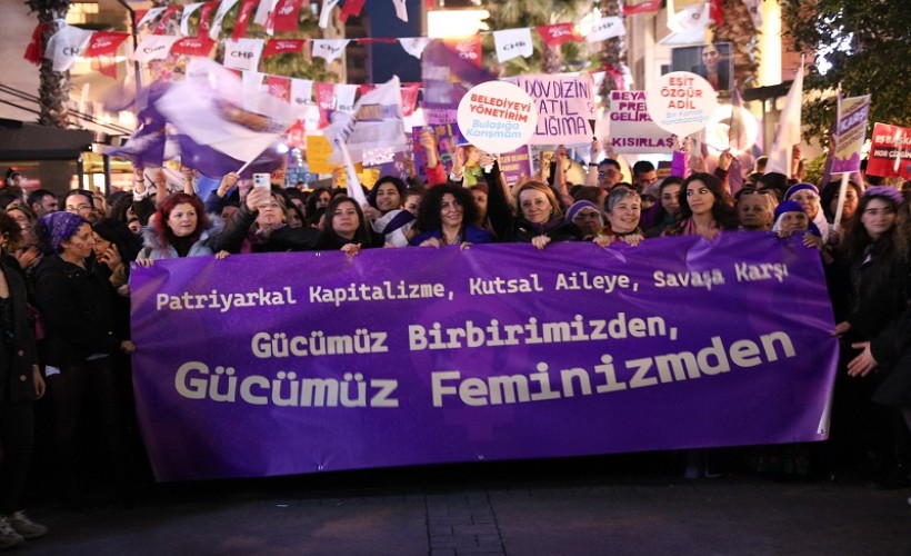 CHP'li Mutlu kadınlarla alana indi: Belediyeyi yönetirim bulaşığa karışmam!