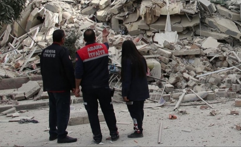 Depremde 82 kişiye mezar oldu... Mahkemede birbirlerini suçladılar