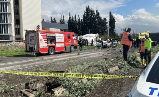 Hatay'da katliam gibi kaza: Çok sayıda ölü ve yaralı var