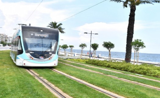 İzmir'in tramvay filosu büyüyor