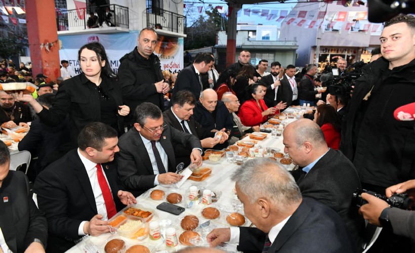Özel ve Tugay, Torbalı'da yurttaşlarla iftar yaptı