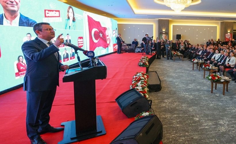 Özgür Özel'den Erdoğan'a İzmir göndermesi: AKP’nin ampulünü gizliyorlar