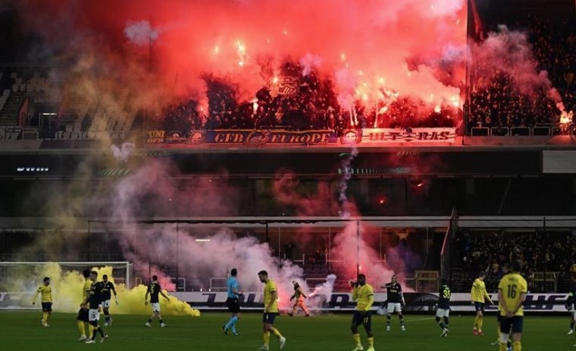 UEFA'dan Fenerbahçe'ye şok ceza!