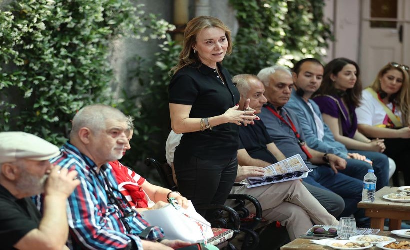 Başkan Mutlu sanayicileri Basmane Semt Merkezi’nde ağırladı