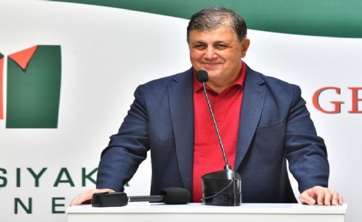 Başkan Tugay'dan şampiyonluk mücadelesi veren Karşıyaka'ya destek mesajı