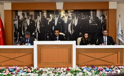 Çiğli Meclisi'nde Faaliyet Raporu oy çokluğu ile geçti