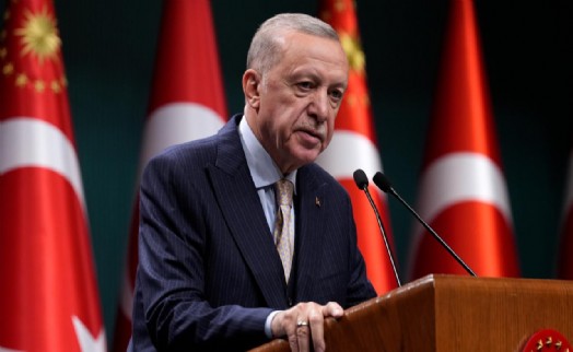 Cumhurbaşkanı Erdoğan Dervişoğlu'nu tebrik etti