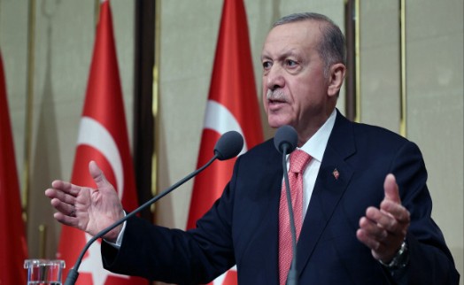 Erdoğan'dan teşkilata talimat... AK Parti 81 ilde sahaya iniyor!