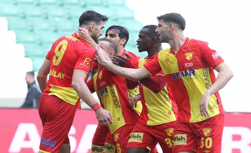 Göztepe 3 puanı 3 golle aldı! Süper Lig için geri sayıma geçti!