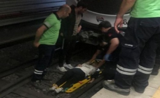 İzmir Metro'da intihar girişimi!