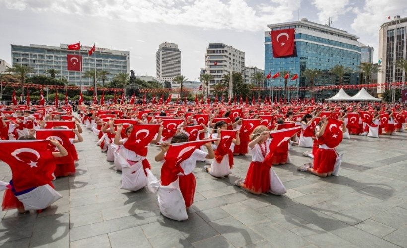 İzmir’de 23 Nisan coşkusu kentin dört bir yanını saracak