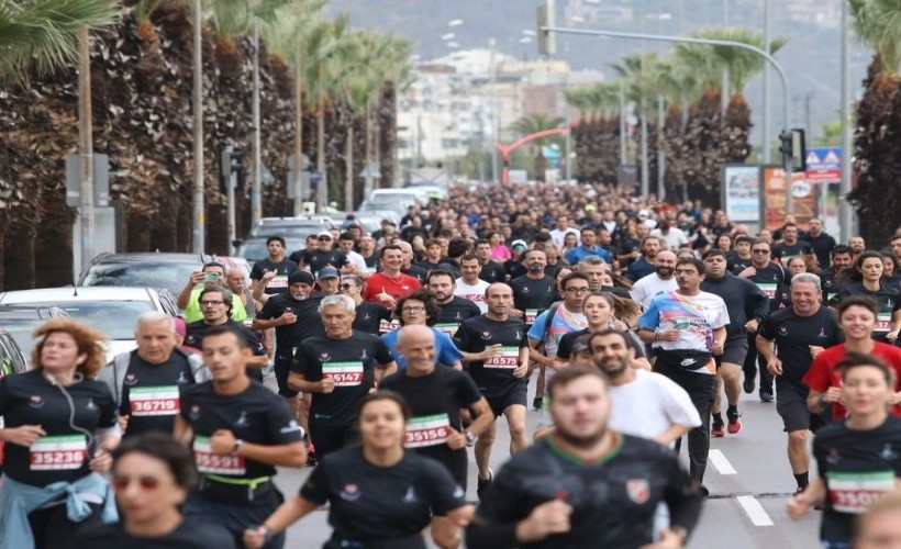 Karşıyaka, Zübeyde Anne’ye koşuyor!