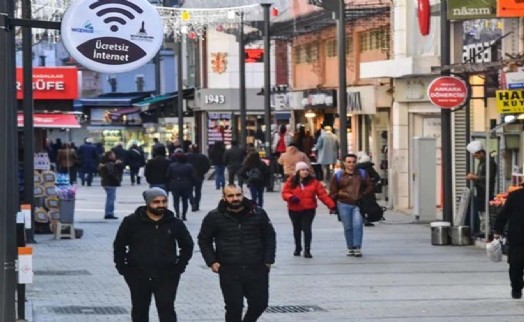 Kemeraltı'nda ücretsiz internet ağı genişliyor