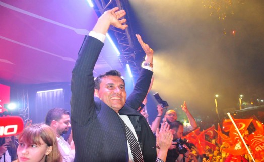 Manisa'da CHP'li Zeyrek başkan oldu