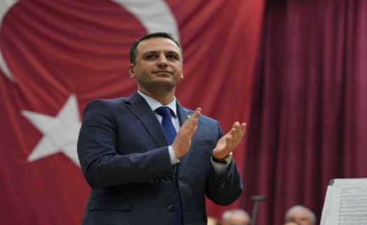 Ömer Eşki'den anlamlı hareket: Çiçek yerine bağış