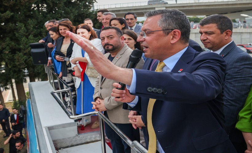 Tarihi zaferin ardından Özel'den İzmir çıkarması: Yeni başkanlara mesaj!