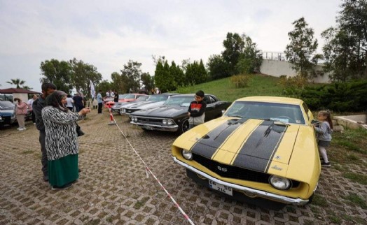 12. Klasik Otomobil Şöleni Urla'da