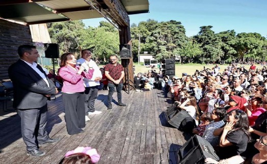 Başkan Mutlu Hıdırellez Şenliği'ne katıldı