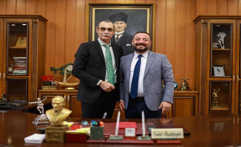 Başkan Turan’dan Erdal Beşikçioğlu’na ziyaret: Birgi'ye davet etti