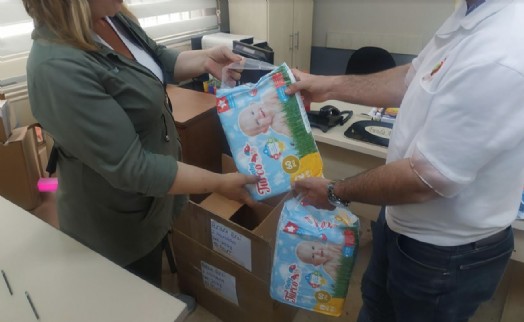 Bayraklı'da 8 bin 500 haneye 51 bin hijyen paketi