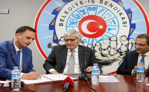 Bornova'da ilk TİS imzalandı: Başkan Eşki sözünü tuttu