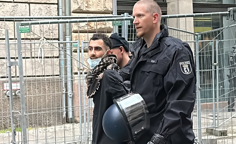 Bu kez Berlin… Polis müdahalesinde çok sayıda gözaltı