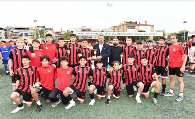 Çiğli’de '19 Mayıs Futbol Turnuvası' heyecanı sona erdi