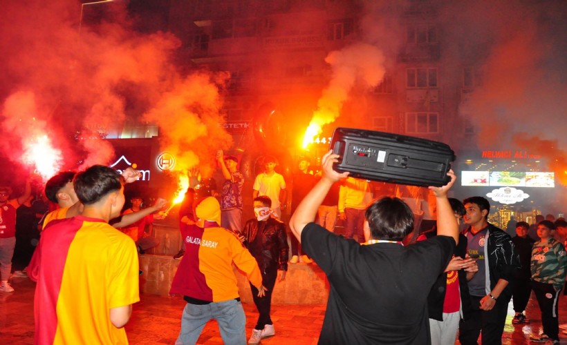 Galatasaray’ın şampiyonluğu Manisa’da coşkuyla kutlandı