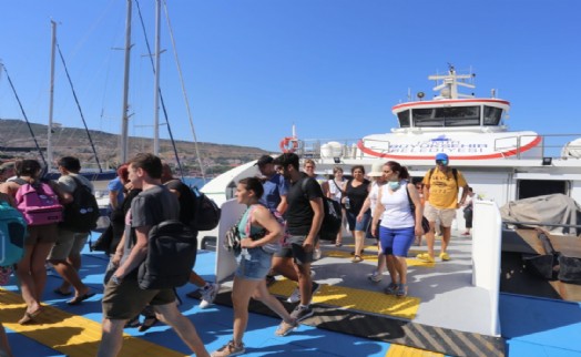İZDENİZ'in yaz seferleri Kurban Bayramı'nda başlıyor