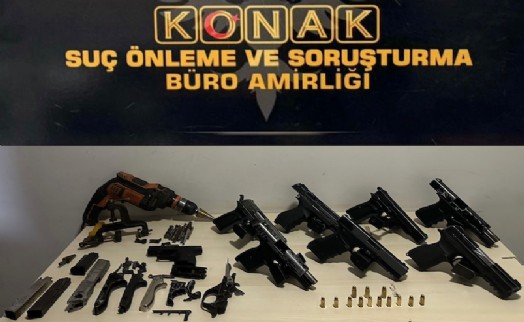 İzmir'de kaçak silah atölyesine baskın: 2'si firari 3 gözaltı