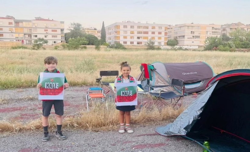 Karşıyaka'da stat için çadırlı protesto