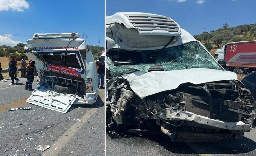 Midibüs, yolcu minibüsüne arkadan çarptı: 17 yaralı