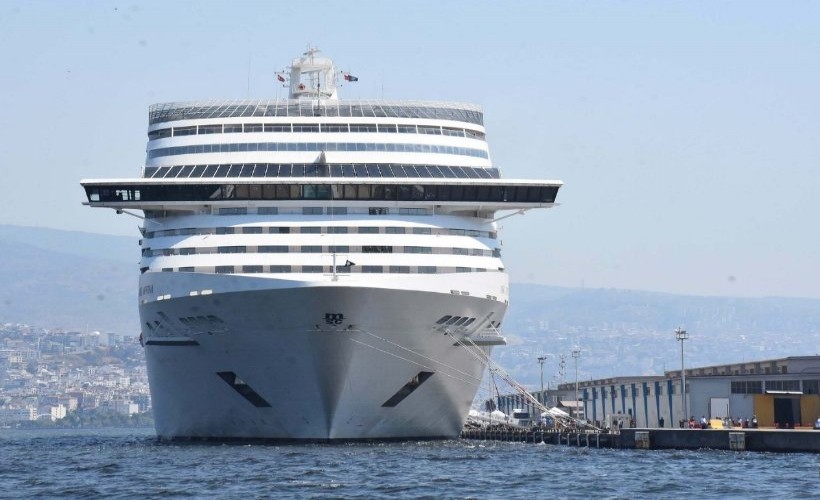 'MSC Divina' kruvaziyer gemisi 7'nci kez İzmir'de: 4 bin 175 yolcu getirdi