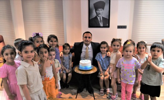 Başkan Amca'ya doğum günü sürprizi