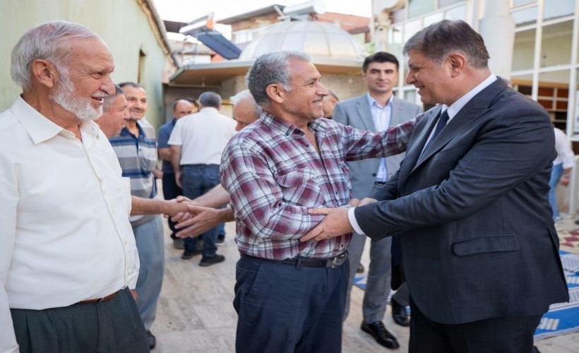 Başkan Tugay Kurban Bayramı'nda Kiraz ve Beydağ'daki yurttaşlarla buluştu