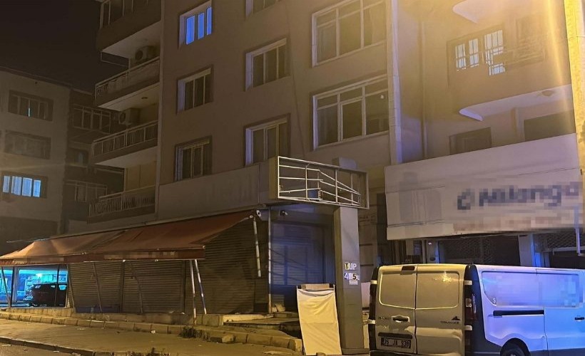 İzmir'de dehşet! Bipolar hastası adam eşini öldürüp, intihar etti