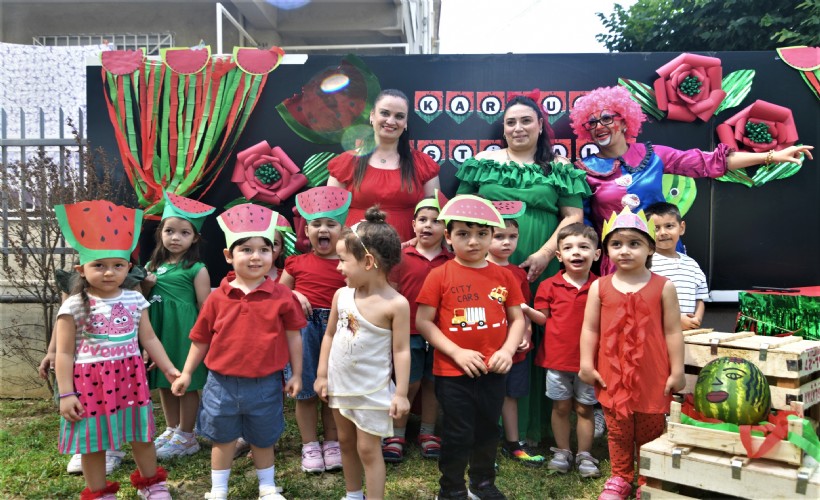 Bornovalı minikler Karpuz Festivali’nde eğlendi