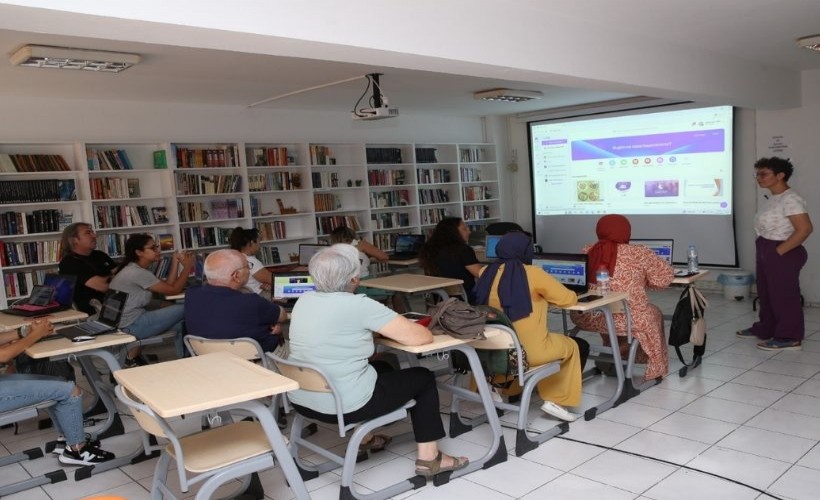 Çiğli Belediyesi’nden kadınlara dijital okuryazarlık desteği