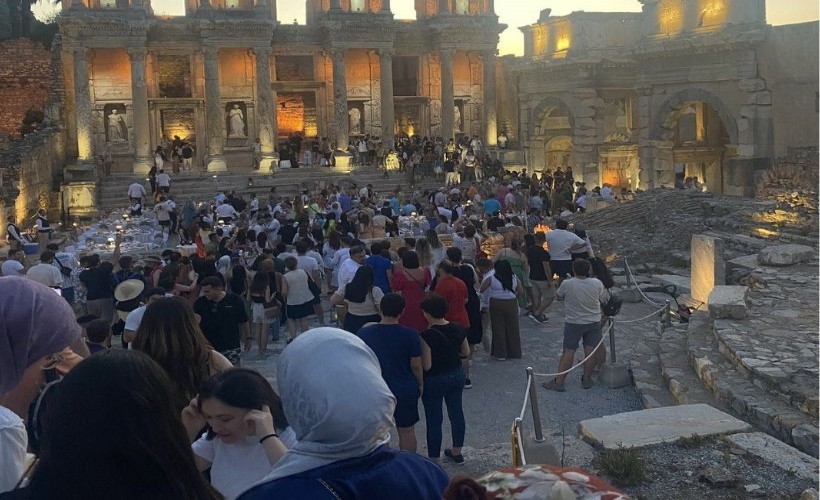 Efes Antik Kent'te kriz çıktı: Vatandaş tepki gösterdi