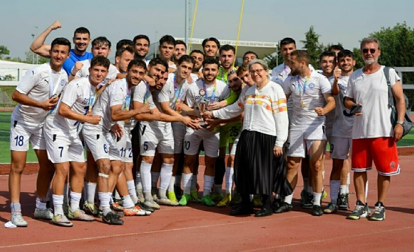 Ege Üniversitesi Futbol Takımı Türkiye şampiyonu oldu