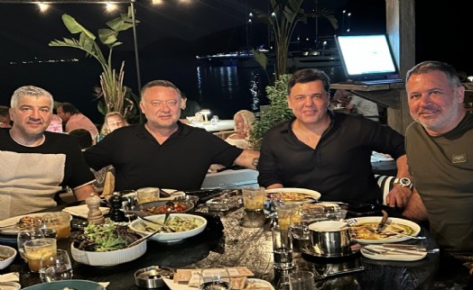 Karşıyaka'da Başkan Ergüllü, Yusuf Karataş'la buluştu