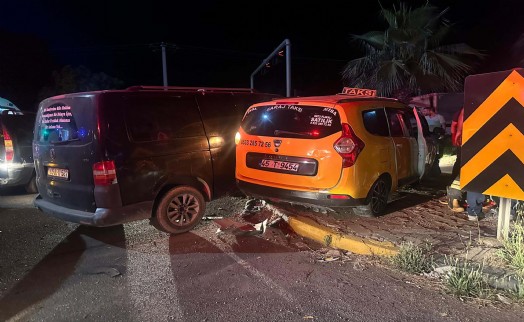 Minibüs ile taksi çarpıştı; 3 yaşındaki Eylül Mavi öldü, 5 yaralı