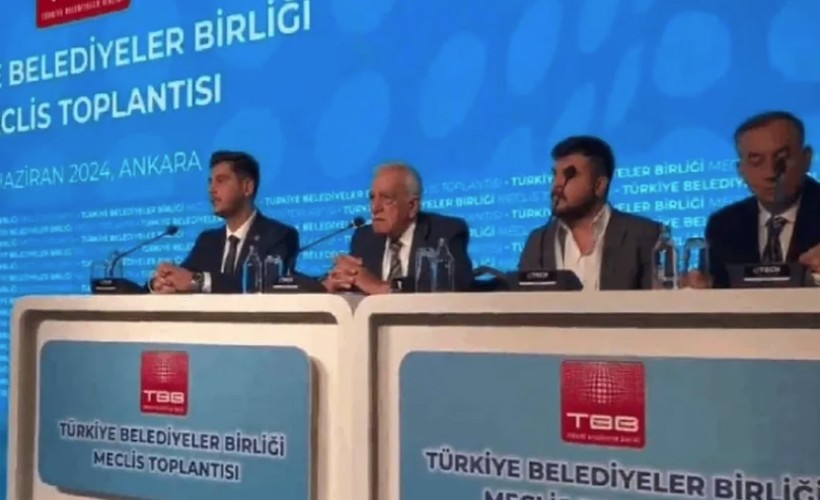 Türkiye Belediyeler Birliği seçiminde 'çoğunluk' polemiği